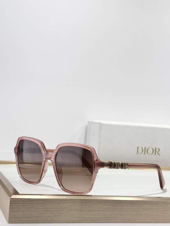 Picture of Dior Sunglasses _SKUfw76989610fw
